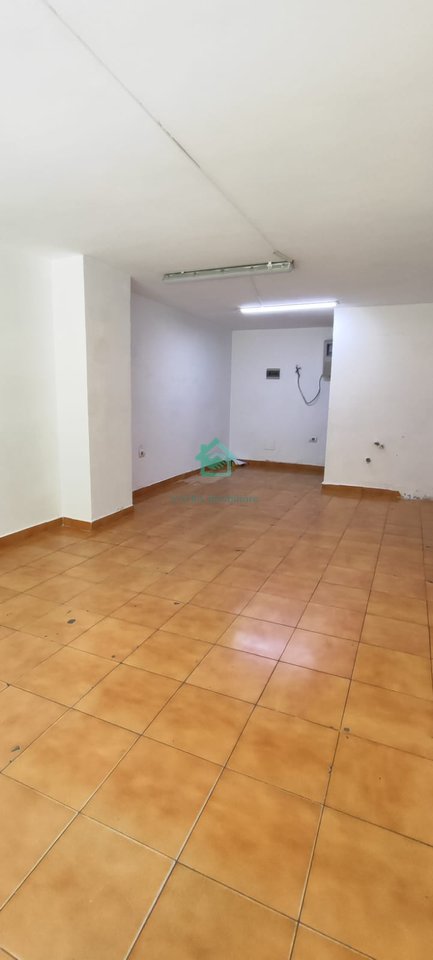 🏢 LOCALE COMMERCIALE / UFFICIO IN AFFITTO – PRESSO IL GIARDINO 1 MAGGIO
