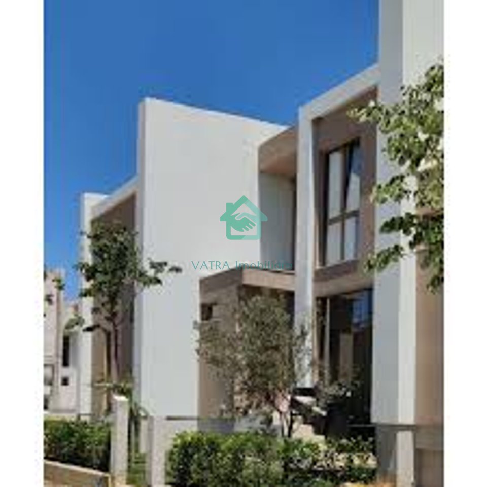 Vilë 3 kate + 2 Poste parkimi Në Shitje tek Residenca Luleborë pranë Qendrës Tregtare TEG, Tiranë - 650,000€ | 334 m²