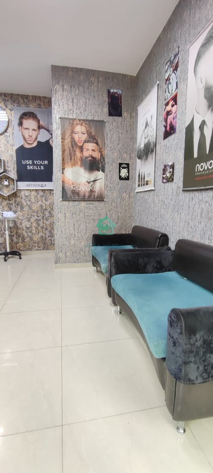 Business Premises for Rent in the Municipality of Paris, Tirana - 50,000 lek