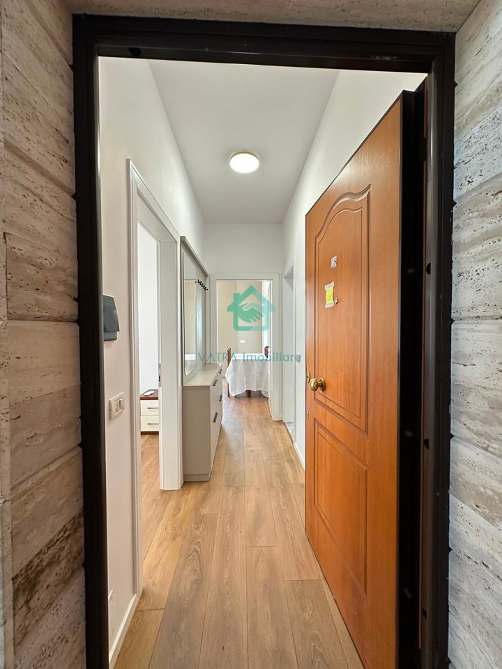 Apartament 2+1 Me Qira në Kopshtin Botanik Zoologjik, Tiranë – 90.000 Lekë/muaj | 95 m²