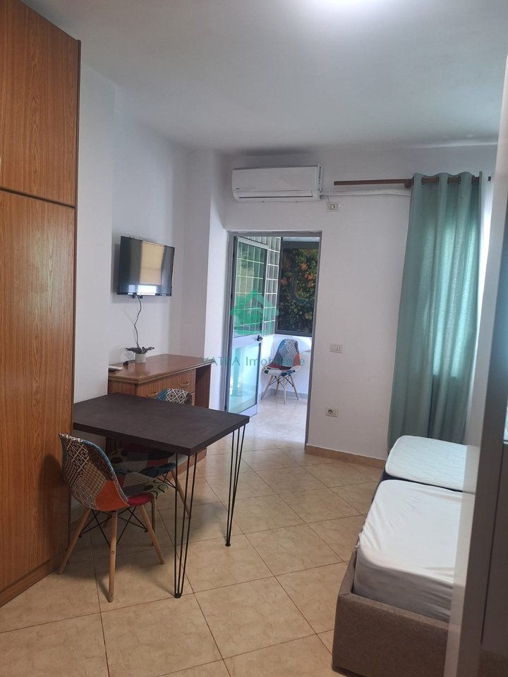2 Garsionere Për Shitje në Rruga e Durrësit, Tiranë - 224,000€ | 93 m²