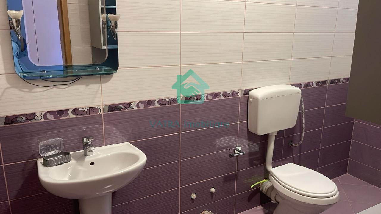 Apartament 2+1+2 Me Qira në Pazari i Ri, Tiranë - 650€ | 160 m²