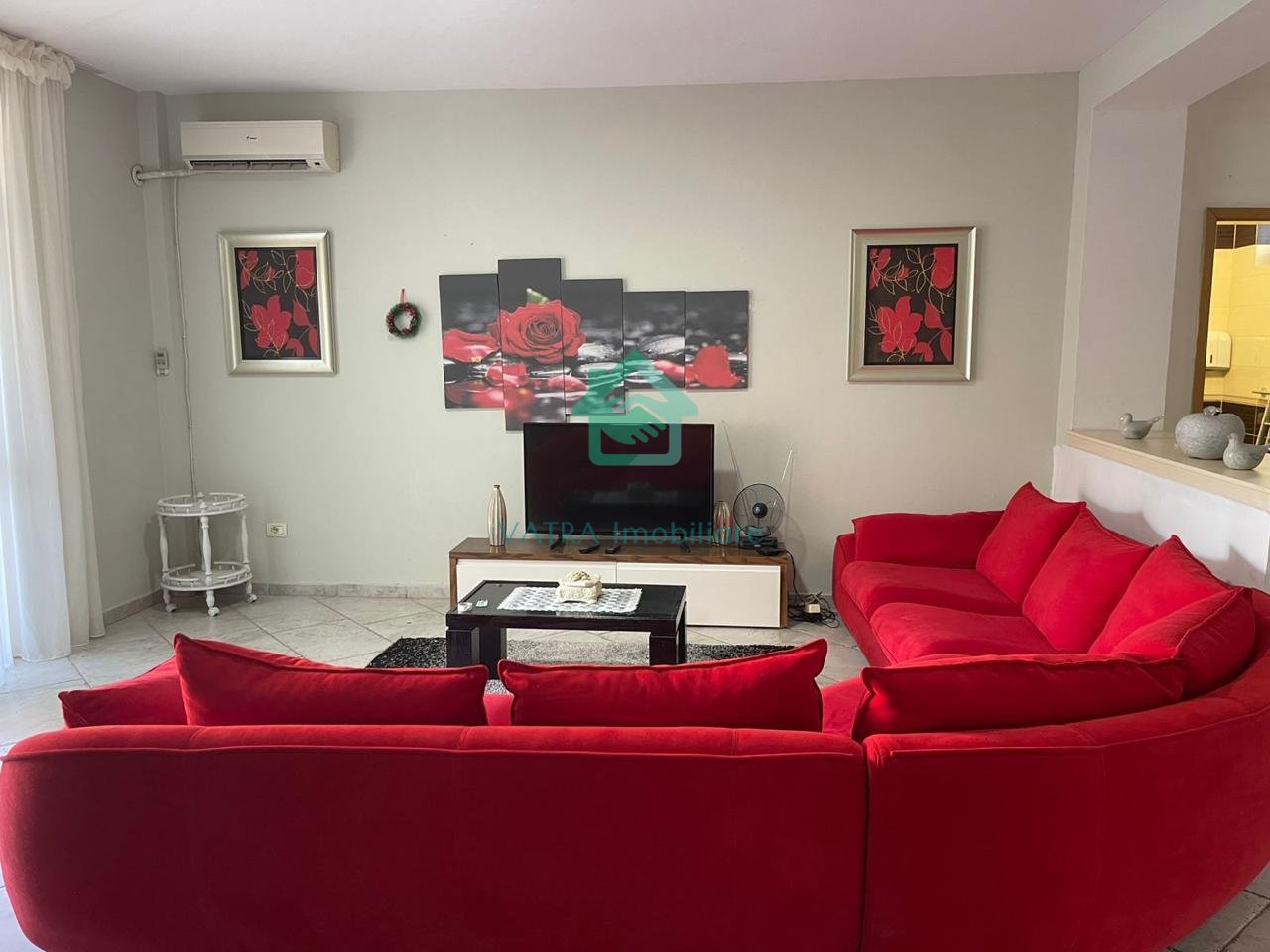 Apartament 2+1+2 Me Qira në Pazari i Ri, Tiranë - 650€ | 160 m²