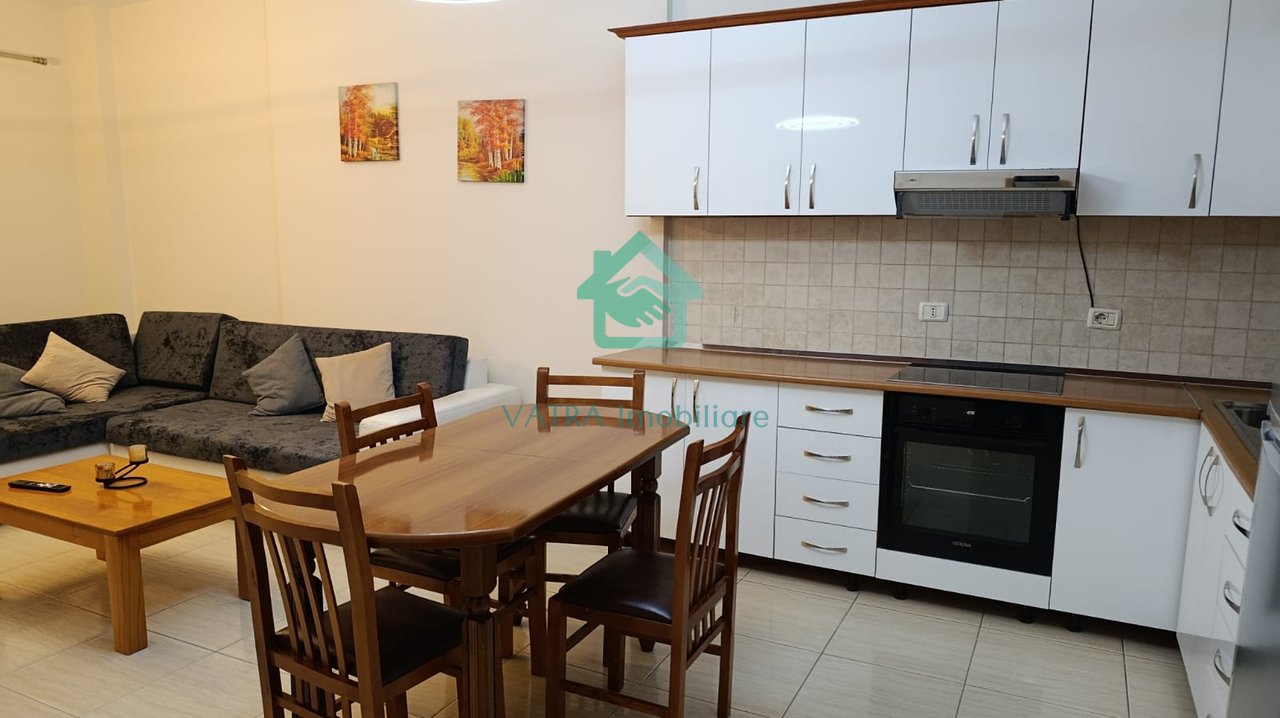 1+1 Apartment for Rent on Elbasan Street, Tirana - 650€ | 75 m²
