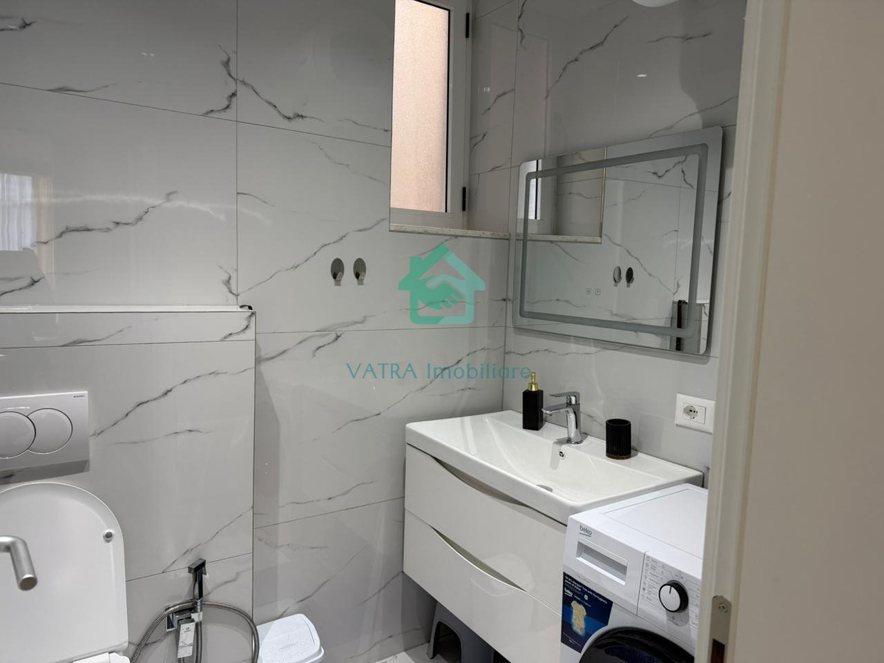 Apartament 2+1 Për Shitje në 21 Dhjetori, Tiranë - 268,000€ | 90 m²