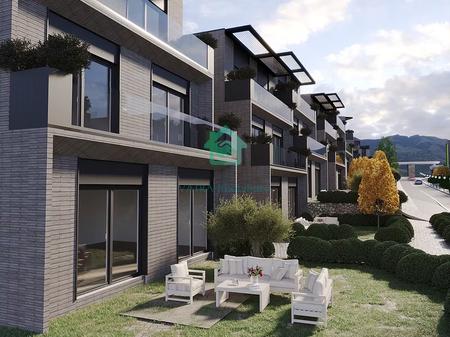 Vilë individuale 3-katëshe 3+2+4 Për Shitje në West Home Residence, Farkë, Tiranë - 656,000€ | 281 m²
