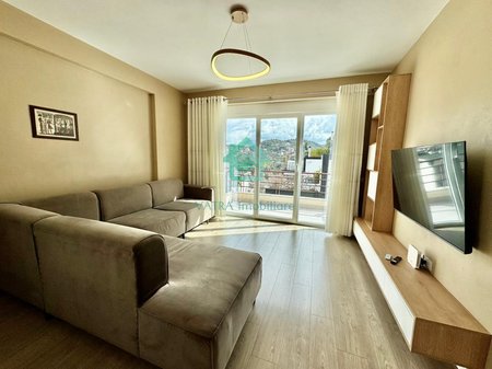Appartamento 2+1+2 in Vendita Complesso FZ presso il Lago Vuoto, Tirana - 278.000€ | 105 m²