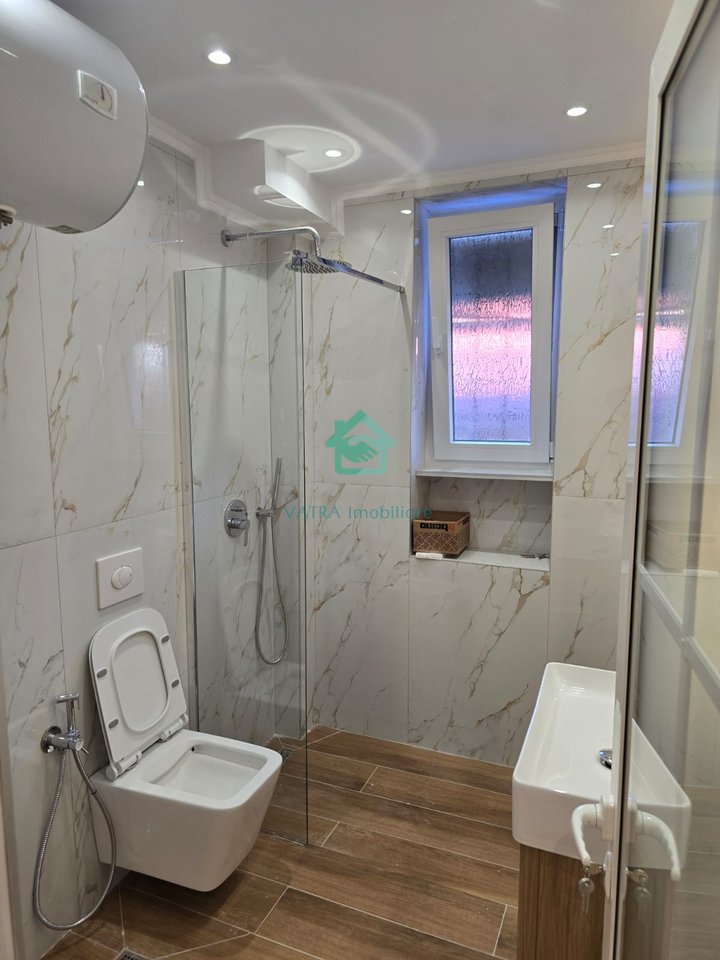 Gasonjere  Për Shitje në Rruga Bardhyl, Tiranë - 83,000€ | 30 m²
