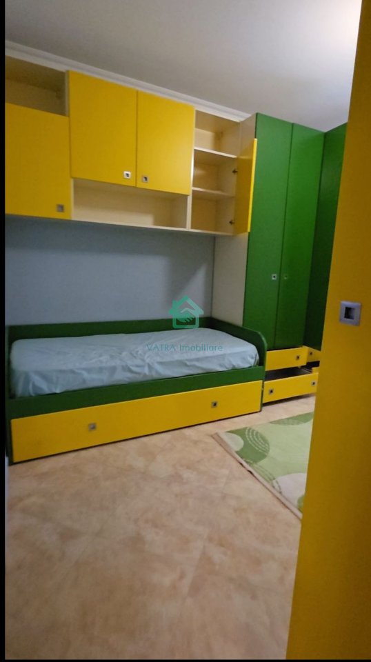Apartament 2+1 Me Qira pallati Kritea në Ali Demi, Tiranë - 60.000 Lekë/muaj | 85 m²