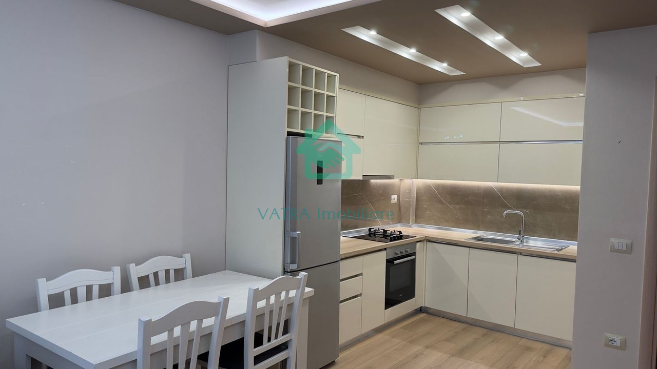 Apartament 1+1 Me Qira në Liqeni i Thatë, Tiranë - 55.000 Lekë/muaj