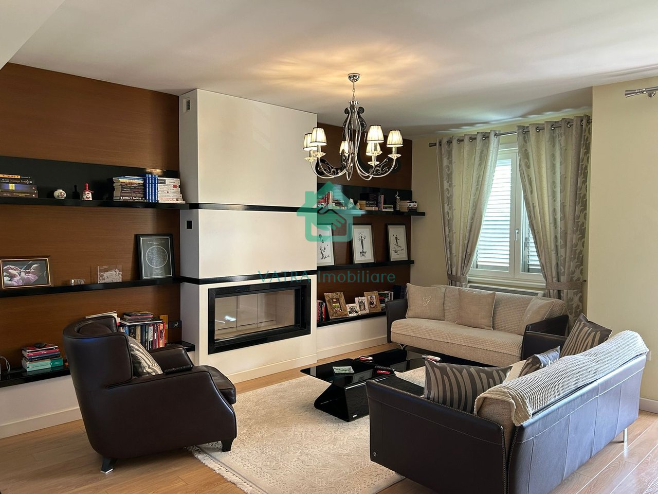 Apartament 3+1+3 Për Shitje në Kodra e Diellit 1, Tiranë - 490.000€