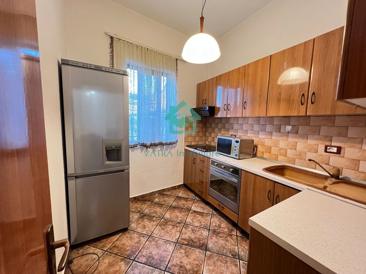 Casa privata 2+1 in affitto in Rruga e Ambasadave, Tirana - 60.000 Lek/mese | 100 m²