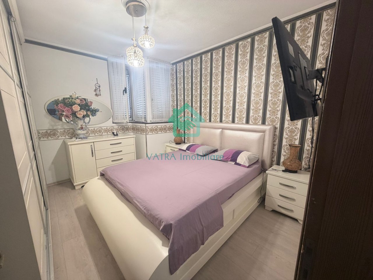 2+1 Apartment + Parking Space For Rent in Bllok, Tirana - 85,000 Lek/month | 110 m²