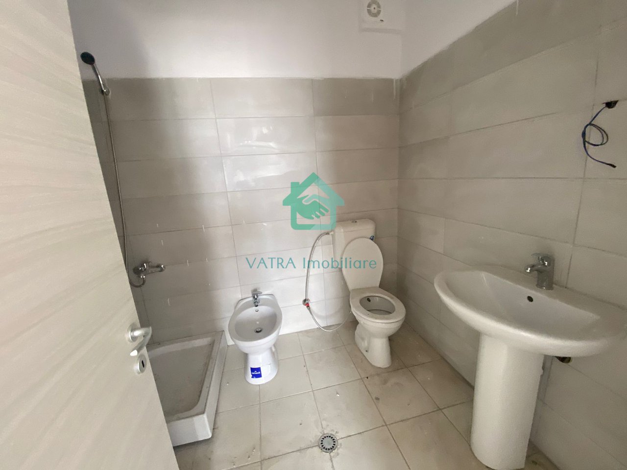 Apartament 2+1+2 Në Shitje Kompleksi Fratari në Astir, Tiranë - 17.000.000 Lekë| 116 m²