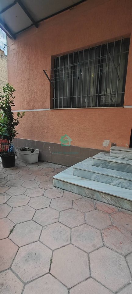 🏡35.000lek/mese - Affittasi monolocale nel Comune di Parigi (vicino a KESH)