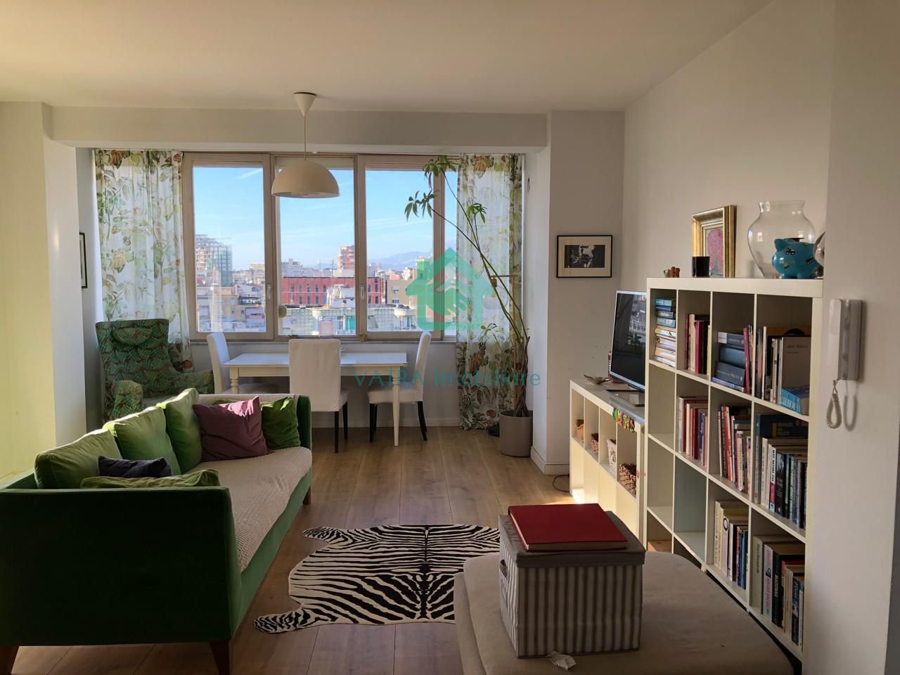 Apartament 1+1 + Depo Me Qira në Sheshin Willson, Tiranë - 900€ | 81 m²