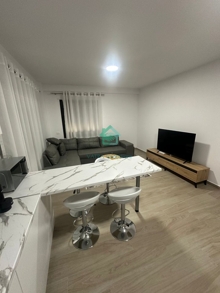 Apartment 2+1+2+ Parking space For Rent Lincoln Center near New Bazaar, Tirana - 850€ | 85 m²