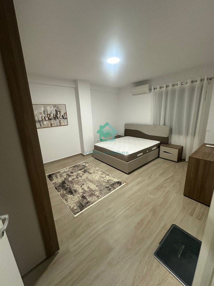 Apartment 2+1+2+ Parking space For Rent Lincoln Center near New Bazaar, Tirana - 850€ | 85 m²