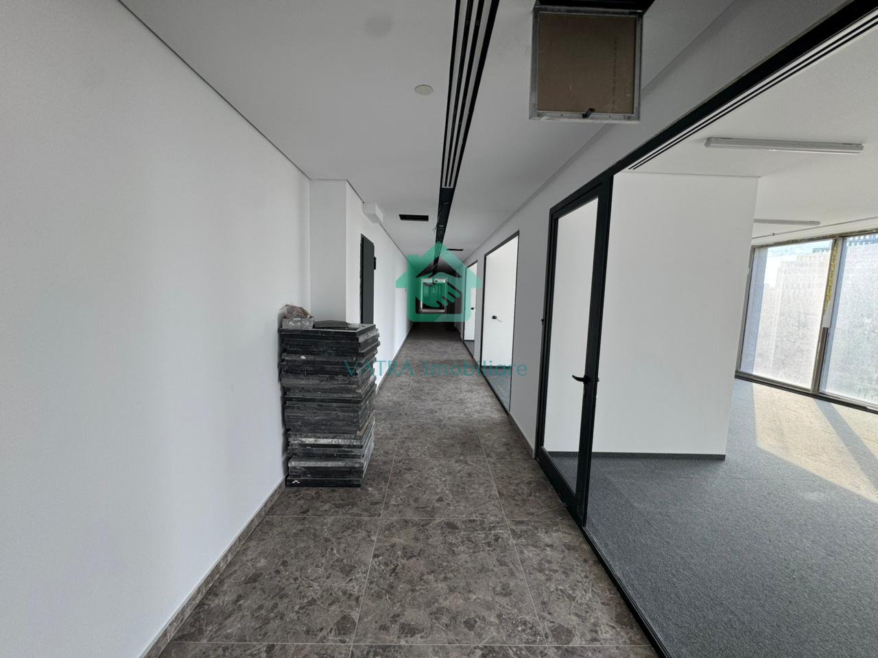 Ambient Biznesi Me Qira tek DownTown  Rr. Elbasanit, Tiranë - 3000€ | 74 m²