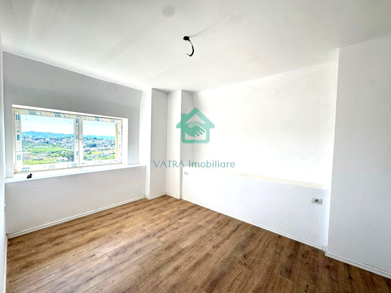 Apartament 2+1 Në Shitje tek LakeLand në Liqenin e  Farkës, Tiranë - 160.000€ | 95 m²