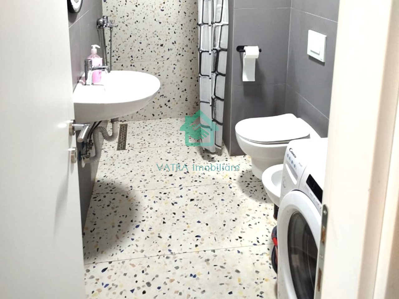 Apartament 1+1 Me Qira  tek Univers City afër QTU, Tiranë - 500€ | 1+1 në katin e 7-të