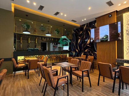  LOCALE IN VENDITA – VILA L, ASTIR 