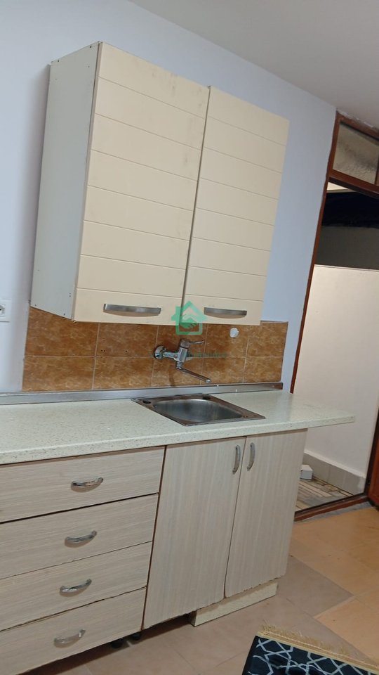 Monolocale in affitto ad Ali Demi, Tirana - 30.000 lek | 60 m²