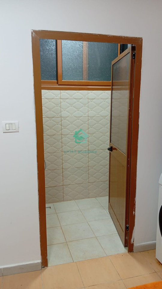 Monolocale in affitto ad Ali Demi, Tirana - 30.000 lek | 60 m²