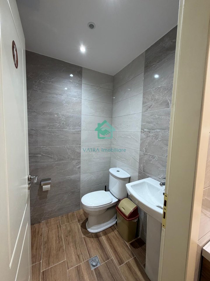 🏢✨ LOCALE IN VENDITA – VILA L, ASTIR ✨