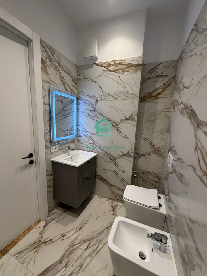Apartament 1+1 Me Qira në Kompleksin Delijorgji, Tiranë | 90 m²
