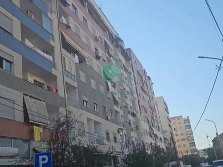 Negozio in Vendita a Fabrika e Miellit, Tirana - 300000€ | 160 m²