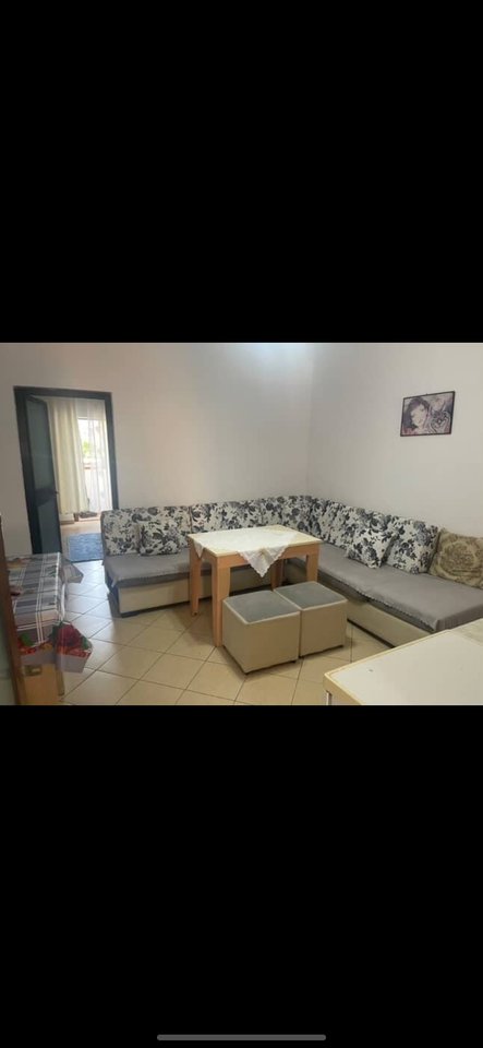 Affittasi 1+1 in via Besim Fagu Allias vicino all'Università di Medicina