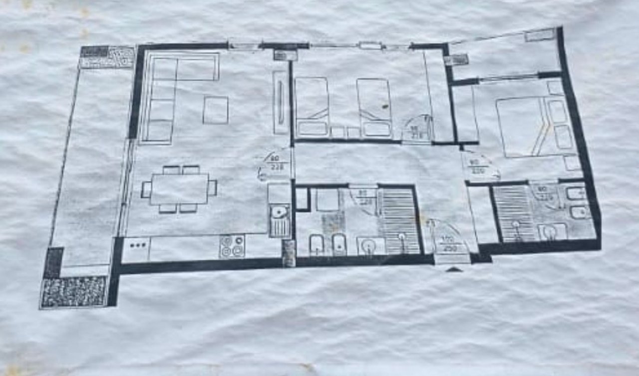 Shitet Apartament 2+1+2 te 5 maj/  tek Shkolla Ardian Klosi