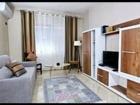Apartment 1+1 for rent on Kavaja street / at the entrance of the embassy block