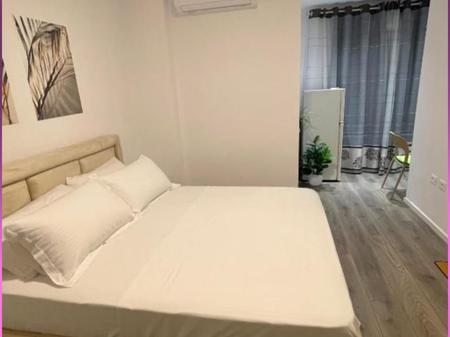 Jepet me qira dy apartamente per BNB tek Pazari i ri mbrapa Neptunit