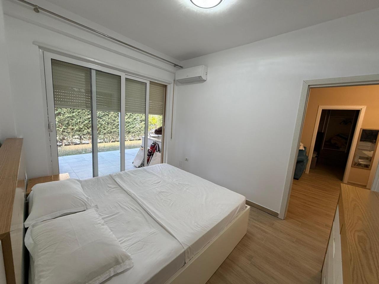 Shitet Apartament 2+1 ne Gjire te lalzit  / Tek Lura3