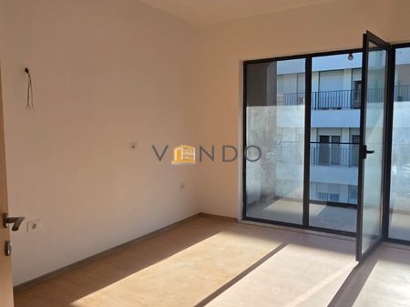 Shitet Apartament 2+1+2 te Rr. 5 maj/ ne fund te 5 majit