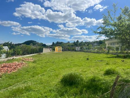 Terreno in vendita a Prush/ Vicino alla Moschea di Prush