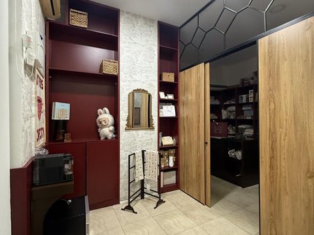Shop unit for sale at Magnet Complex near the former Partizani club at the Old Park