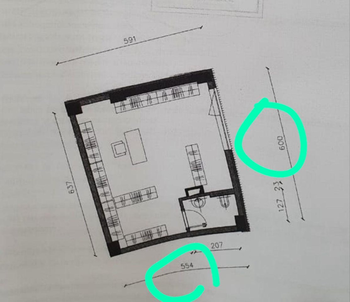 Shop unit for sale at Magnet Complex near the former Partizani club at the Old Park