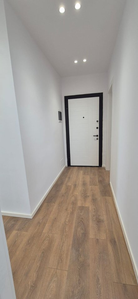 Shitet Apartament 2+1 te Ish Parku ne rrugen Fadil Bodinaku