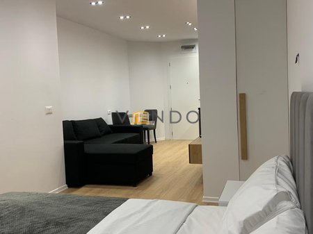 Affittasi 3 monolocali per BNB nel centro vicino a piazza Skenderbej