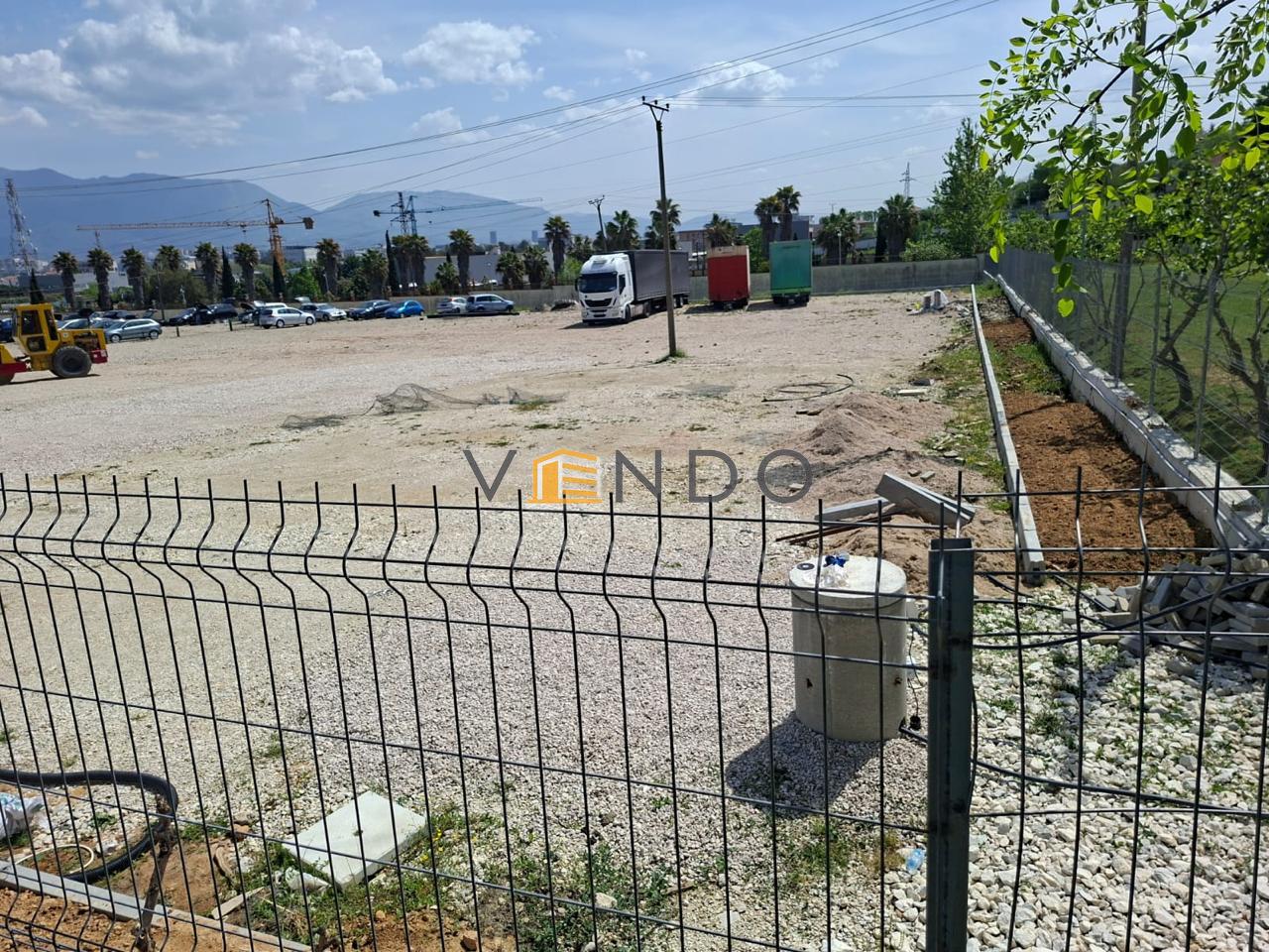 Land for rent in Yrshek.