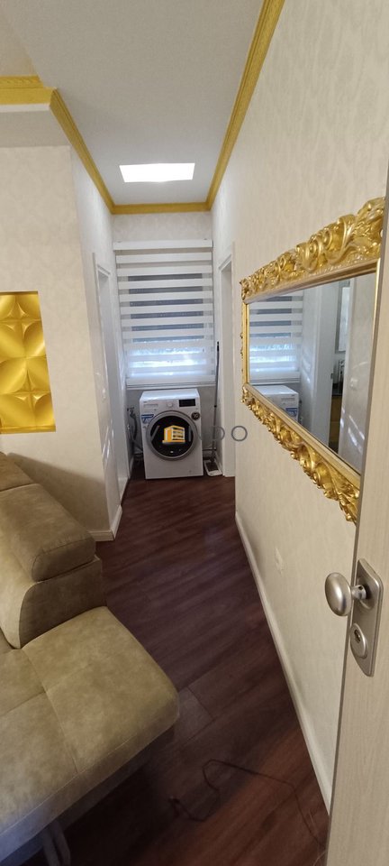 Shitet Apartament 2+1 + Verande Te Liqeni thate.