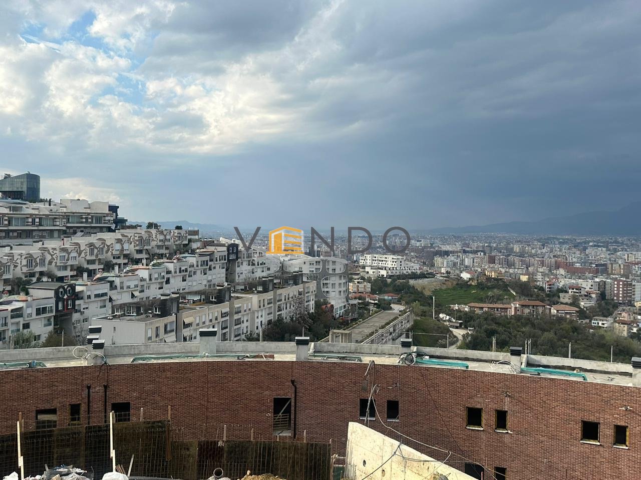 Apartment 2+1 for Sale at Kodra e Diellit 2 Residence