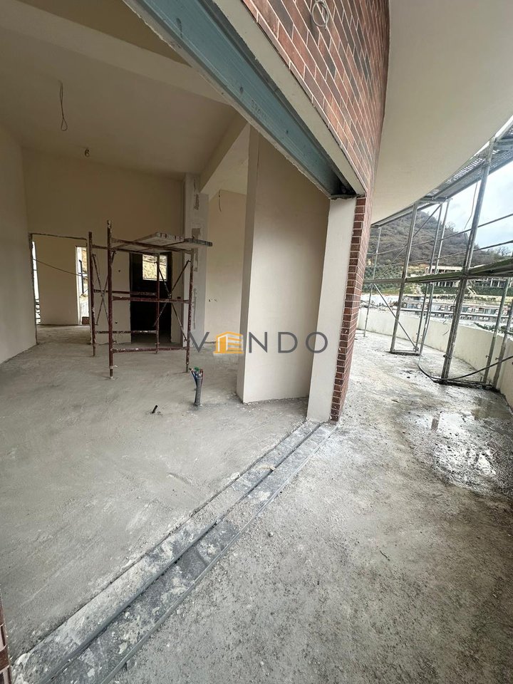 Apartment 2+1 for Sale at Kodra e Diellit 2 Residence