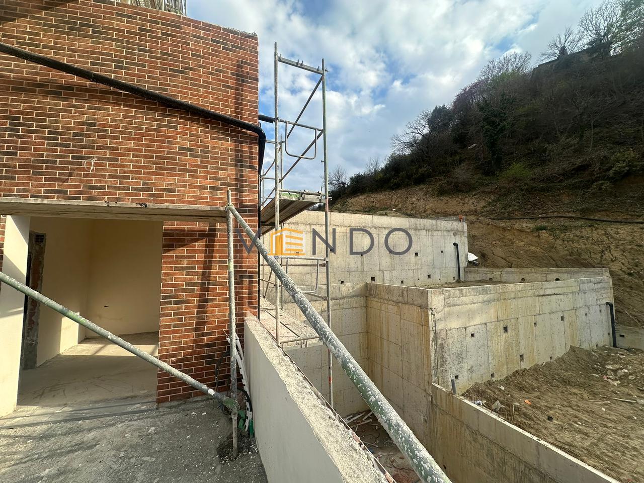 Apartment 2+1 for Sale at Kodra e Diellit 2 Residence