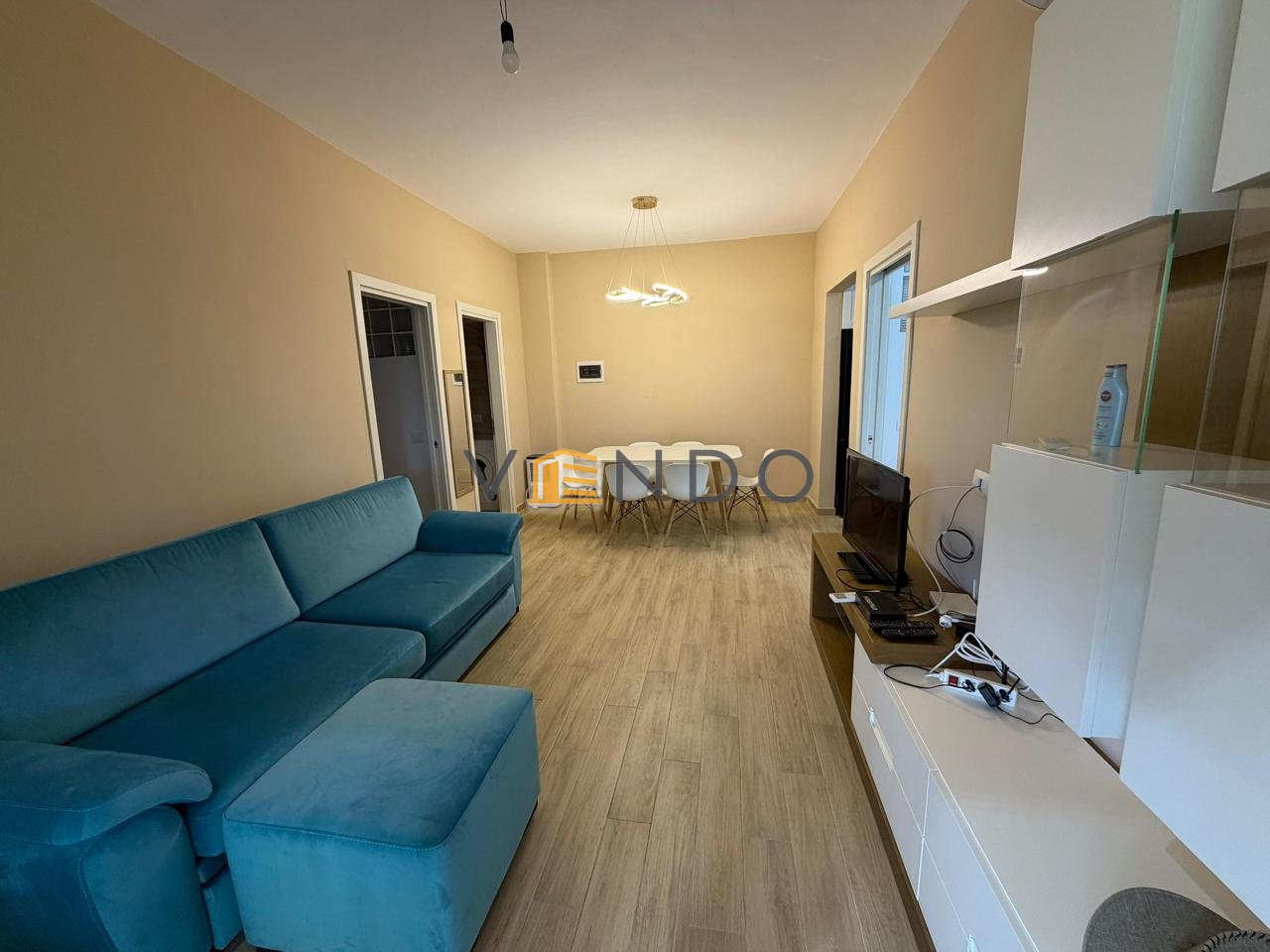 Shitet Apartament 2+1 ne Gjire te lalzit  / Tek Lura3