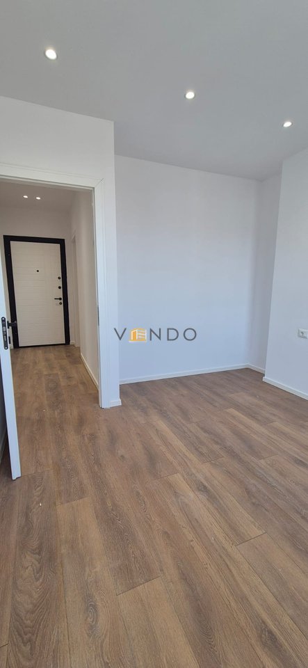 Shitet Apartament 2+1 te Ish Parku ne rrugen Fadil Bodinaku
