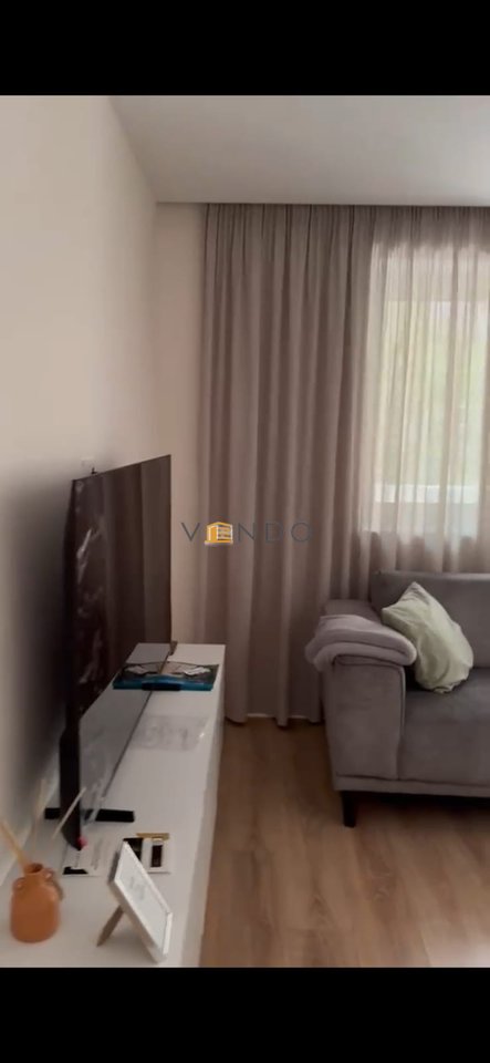 Apartment 2+1+ yard for rent in the Center near the Gallery